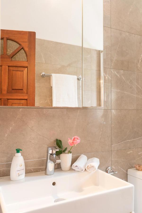 Villa Leondari By Rodostamo Collection Agios Stefanos  外观 照片