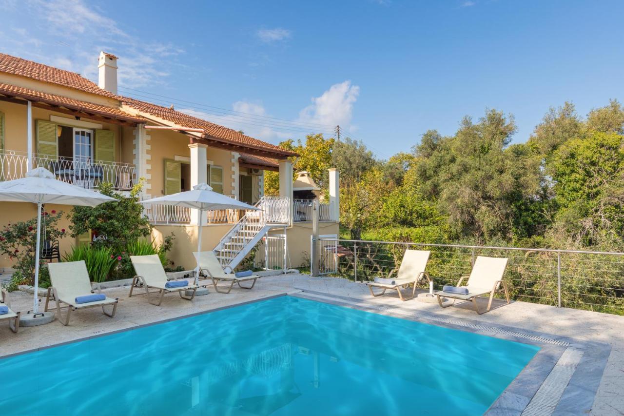 Villa Leondari By Rodostamo Collection Agios Stefanos  外观 照片